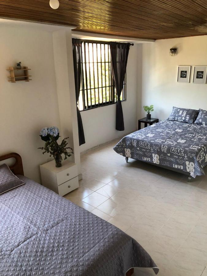 Habitaciones Independientes Cerca Al Aeropuerto 1 Cartagena Ngoại thất bức ảnh